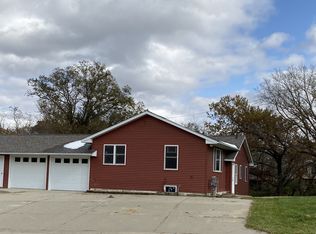 2255 Oakdale Rd UNIT 4, Coralville, IA 52241