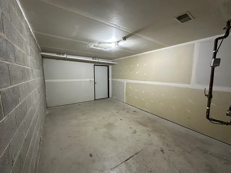 2046 Cliff Alex Ct S #4 — Photo 55