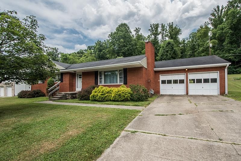 1st image of 149 Brookside Dr