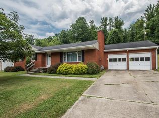 149 Brookside Dr, Lucasville, OH 45648