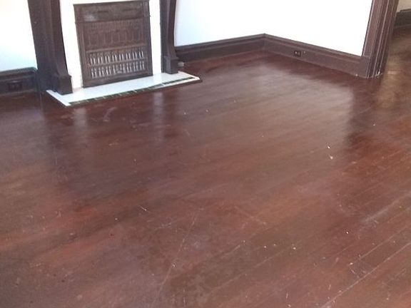 2nd image of 3450 Miami St #1