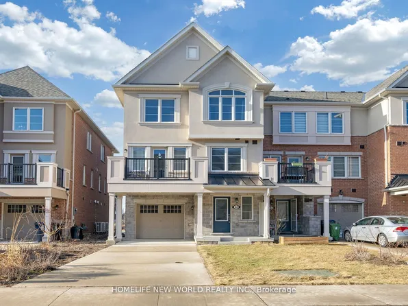 32 Fusilier Dr, Toronto, ON M1L 0C2