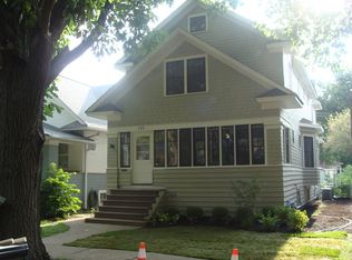 722 Hayes Ave, Oak Park, IL 60302
