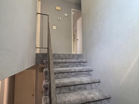 4th image of 506 Marina Way