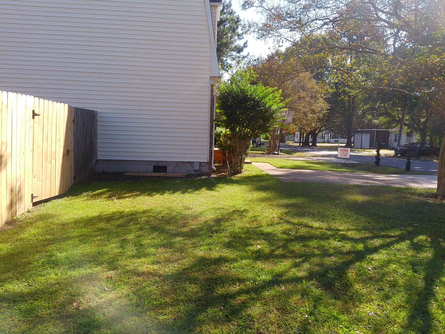 2 bed, 1.5 bath, $2,100 — Photo 4