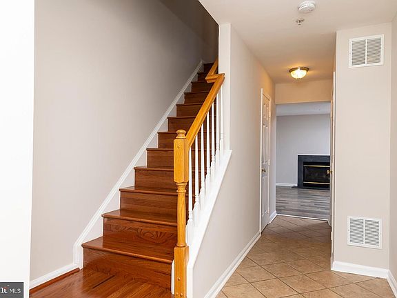 3rd image of 2309 Kezey Ct