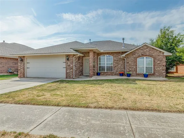 2200 Scissortail Landing Dr, Edmond, OK 73012