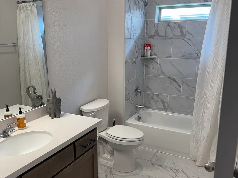 1072 Tara Ct — Photo 27