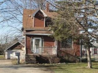 184 Washington St, Sandusky, MI 48471