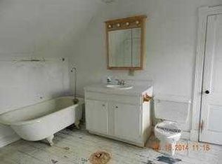 262 Summer St, Springfield, VT 05156