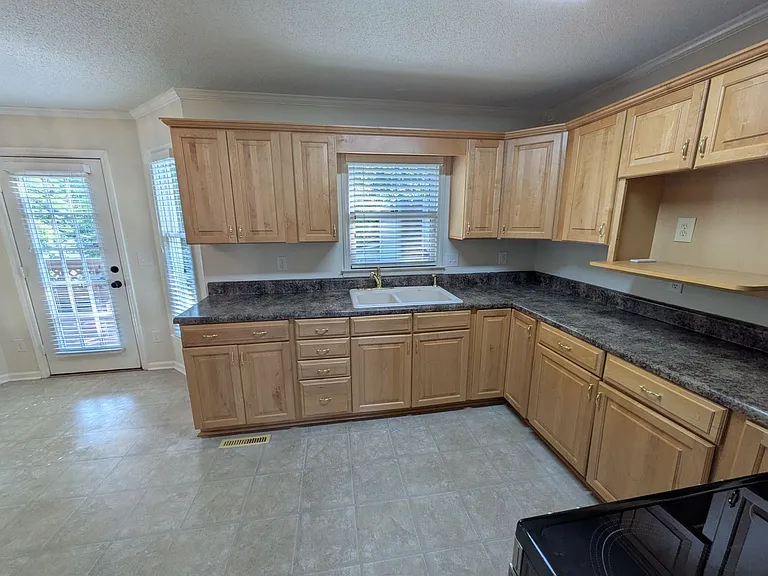 2251 Nettlebrook Dr — Photo 5