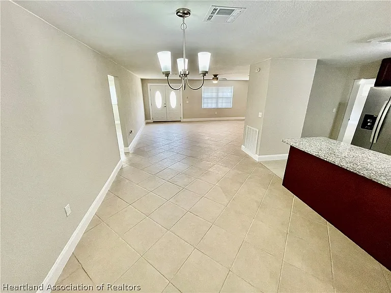 1409 Palm Way — Photo 14