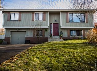 64 Interlochen Pkwy, Monroe, NY