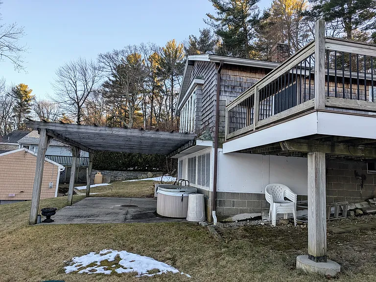 27 Carrier Ln — Photo 23