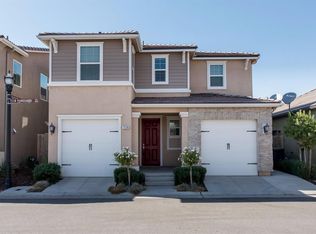 1534 N Vanguard Way, Clovis, CA 93619