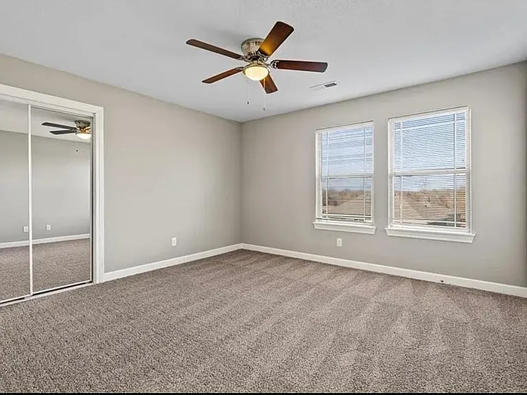 10518 Clubhouse Dr #10518 — Photo 5