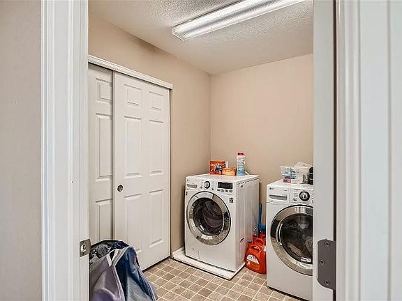 2nd image of 26059 E Davies Dr