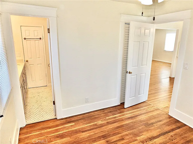 4036 E Vermont St — Photo 43