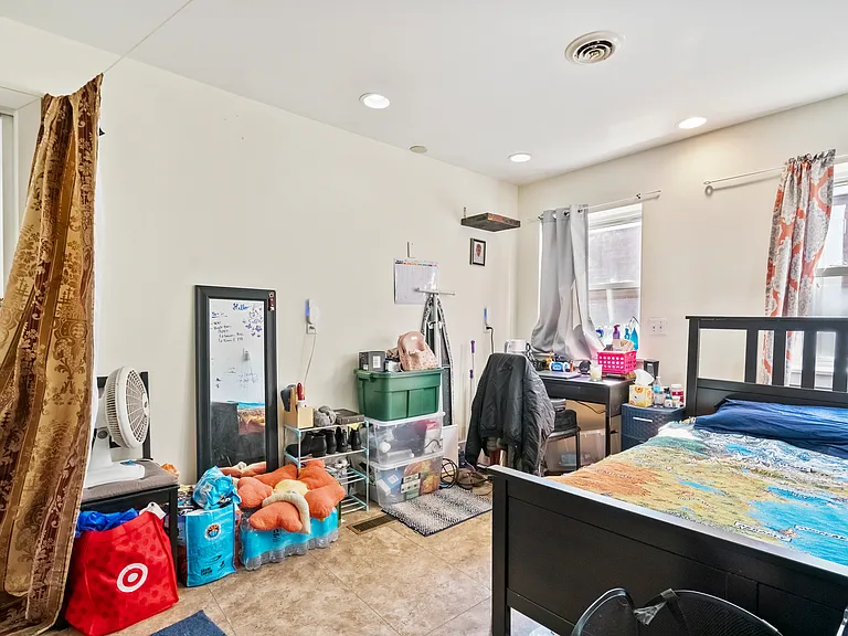 2120 E Carson St — Photo 20