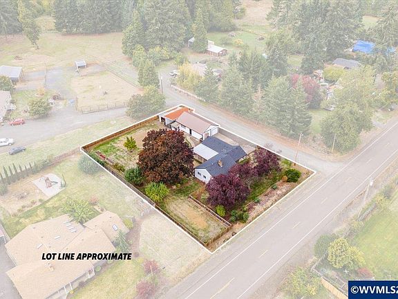 4th image of 1110 Cascade Dr