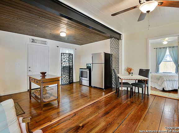 5th image of 846 N Union Ave