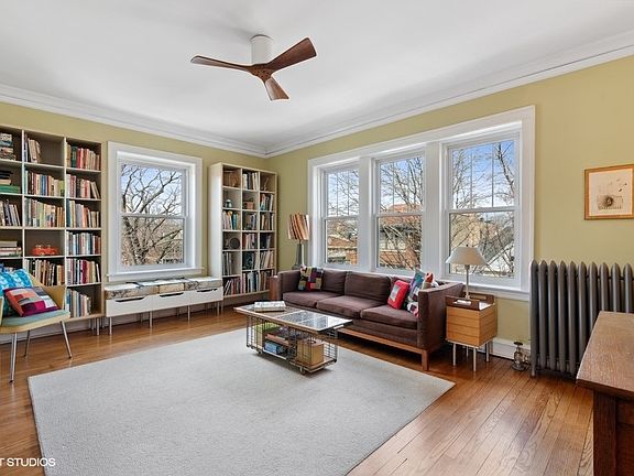 3rd image of 1311 W Ardmore Ave APT 3