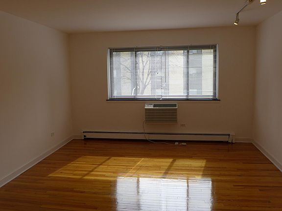 #307 - Living Area