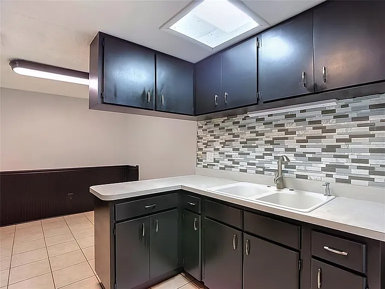7916 Woodgrove Cir — Photo 14