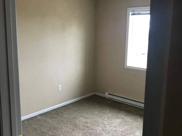 209 2nd St SE — Photo 6