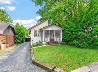 63 Robinson St S, Grimsby, ON L3M 3C7