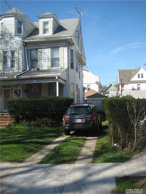 1st image of 8936 117th St