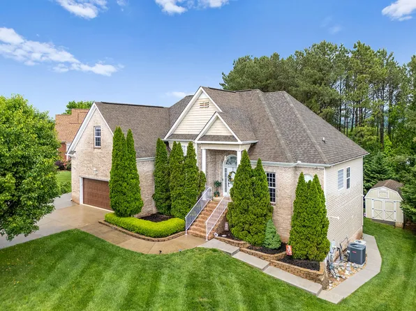 4322 Wellesley Dr, Ooltewah, TN 37363