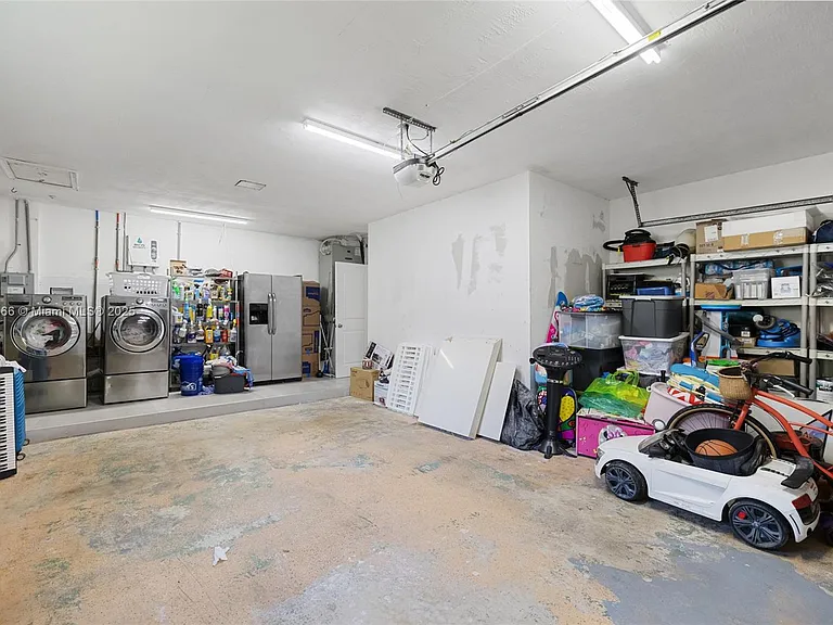 20375 NE 22nd Pl — Photo 42