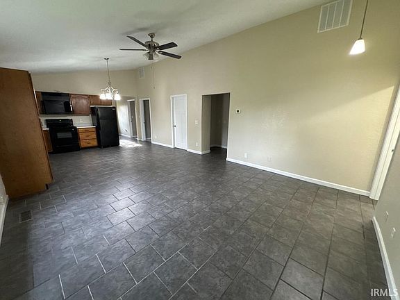 5th image of 1214 E Bellmont Rd