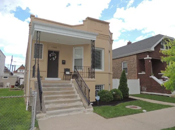 1305 S 57th Ave, Cicero, IL 60804