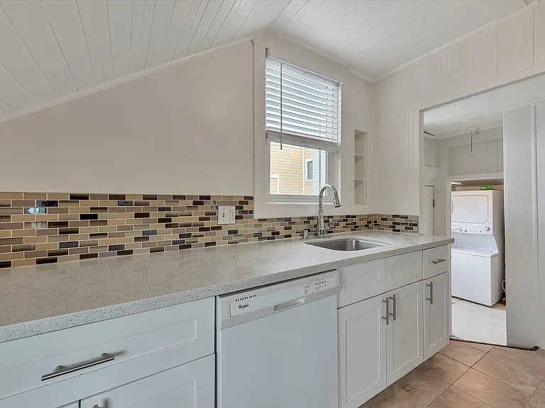 4118 Moraga St — Photo 17