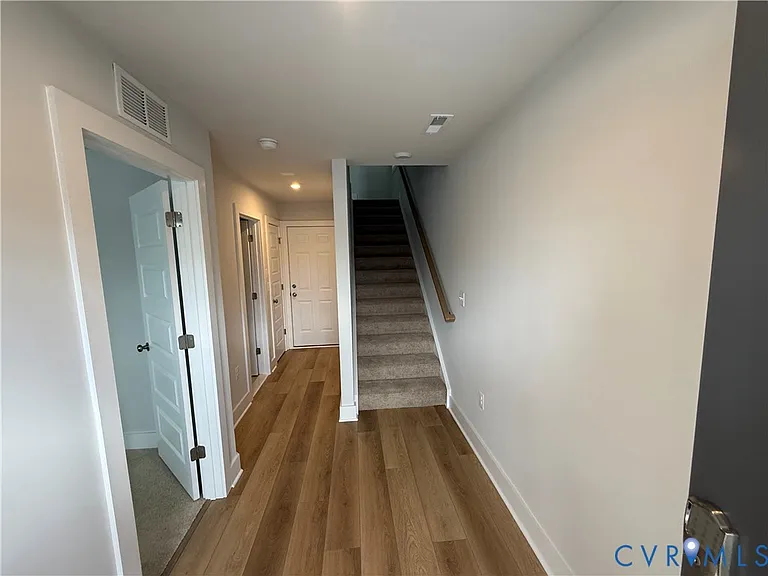10137 Blue Wing Lane Gln — Photo 19