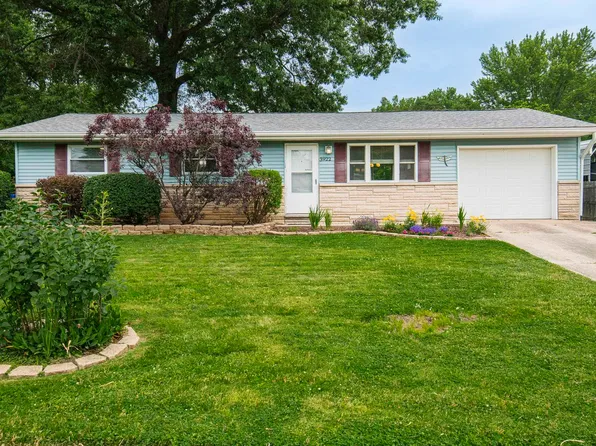 3922 W Fairington Dr, Bloomington, IN 47403