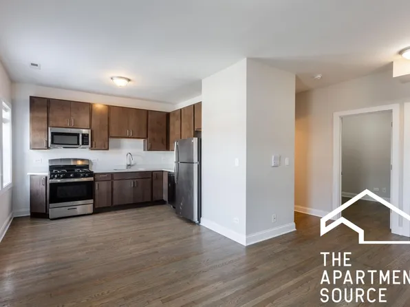3407 W Fullerton Ave, Chicago, IL