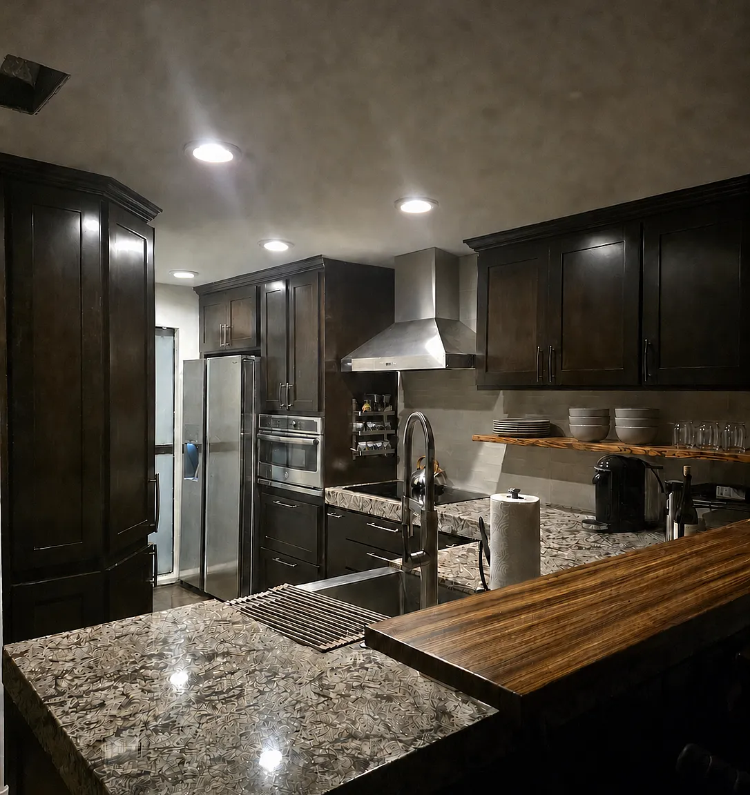 Studio, 700 sqft, $2,950 — Photo 1
