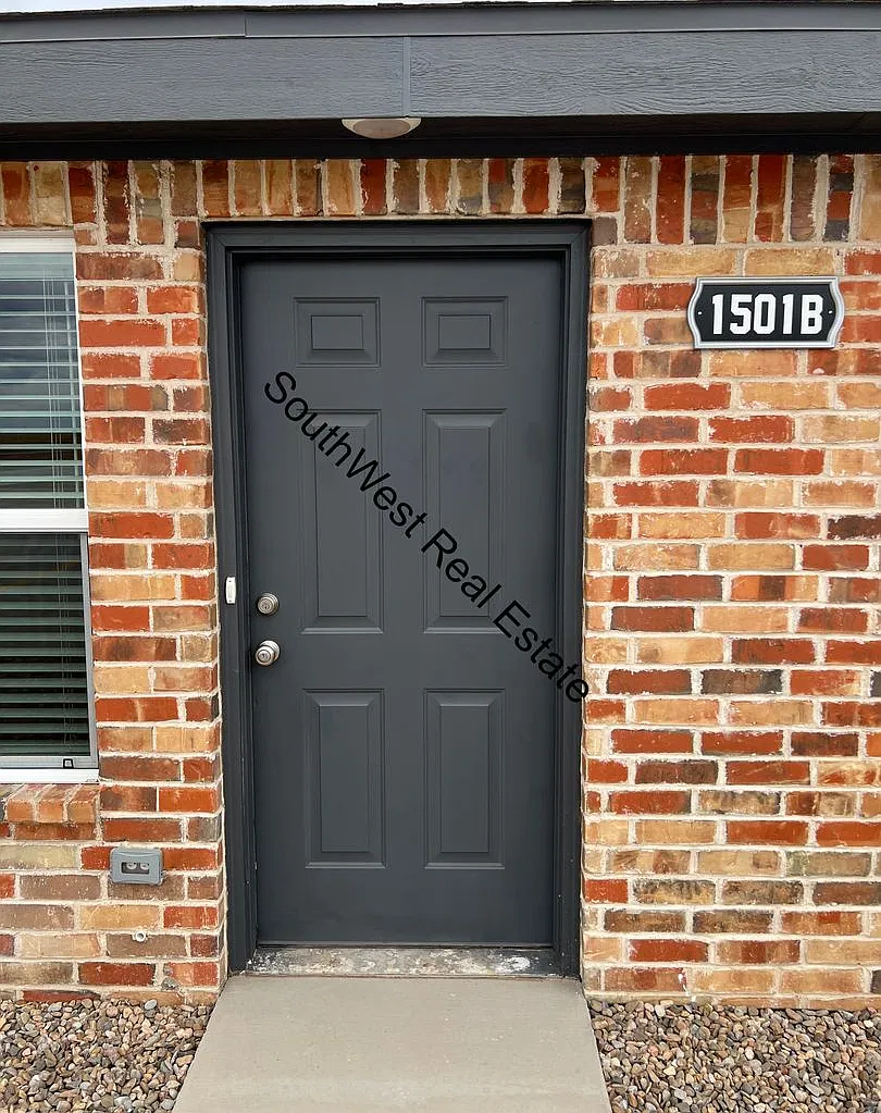 Llano Estacado Apartments — Photo 2
