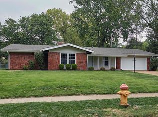 12565 Westport Dr, Saint Louis, MO