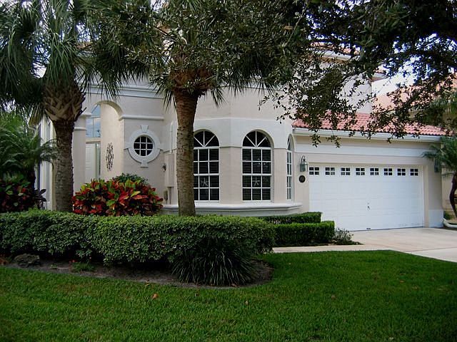 Immaculant Parkland Home!