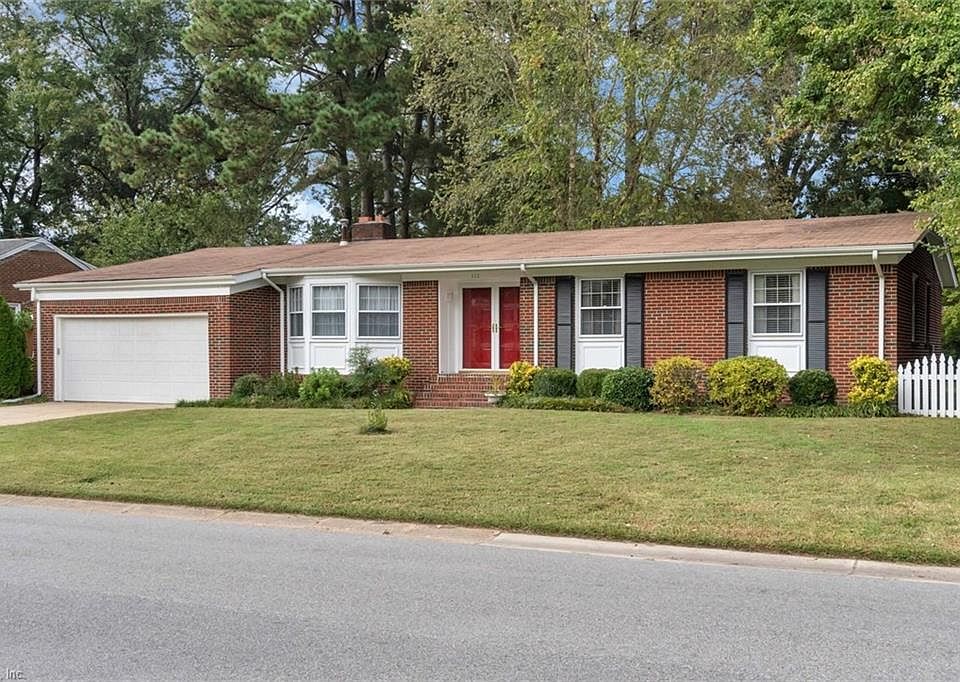 1st image of 111 McCosh Dr