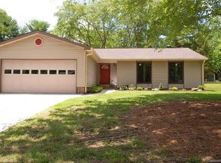 7335 Quail Ridge Dr, Charlotte, NC 28226