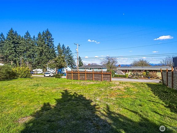 4th image of 9017 3rd Avenue SW