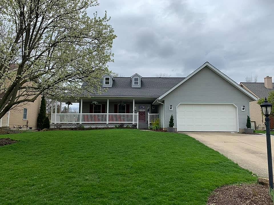1st image of 8912 Oak Leaf Dr