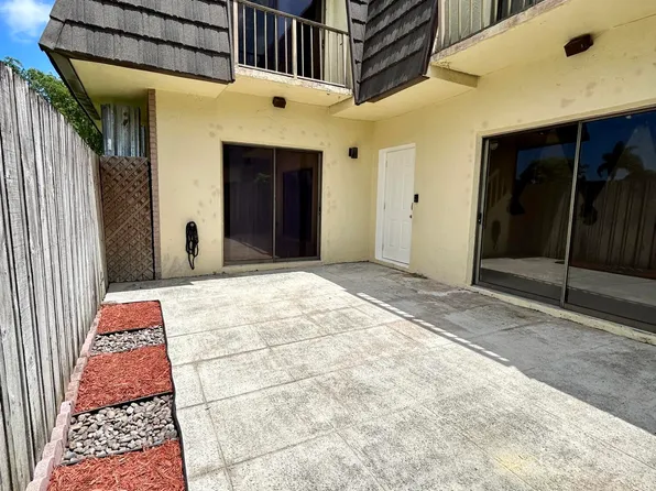 4606 Cherry Rd, West Palm Beach, FL 33417