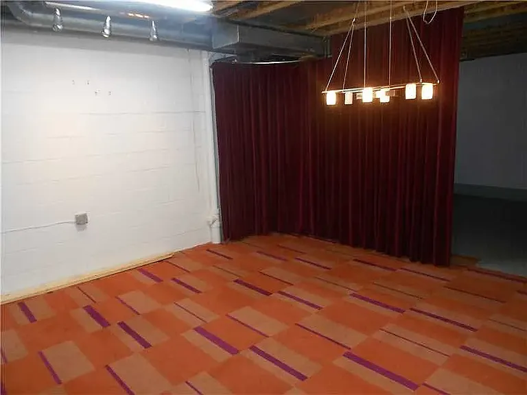 1026 Bingham St — Photo 22