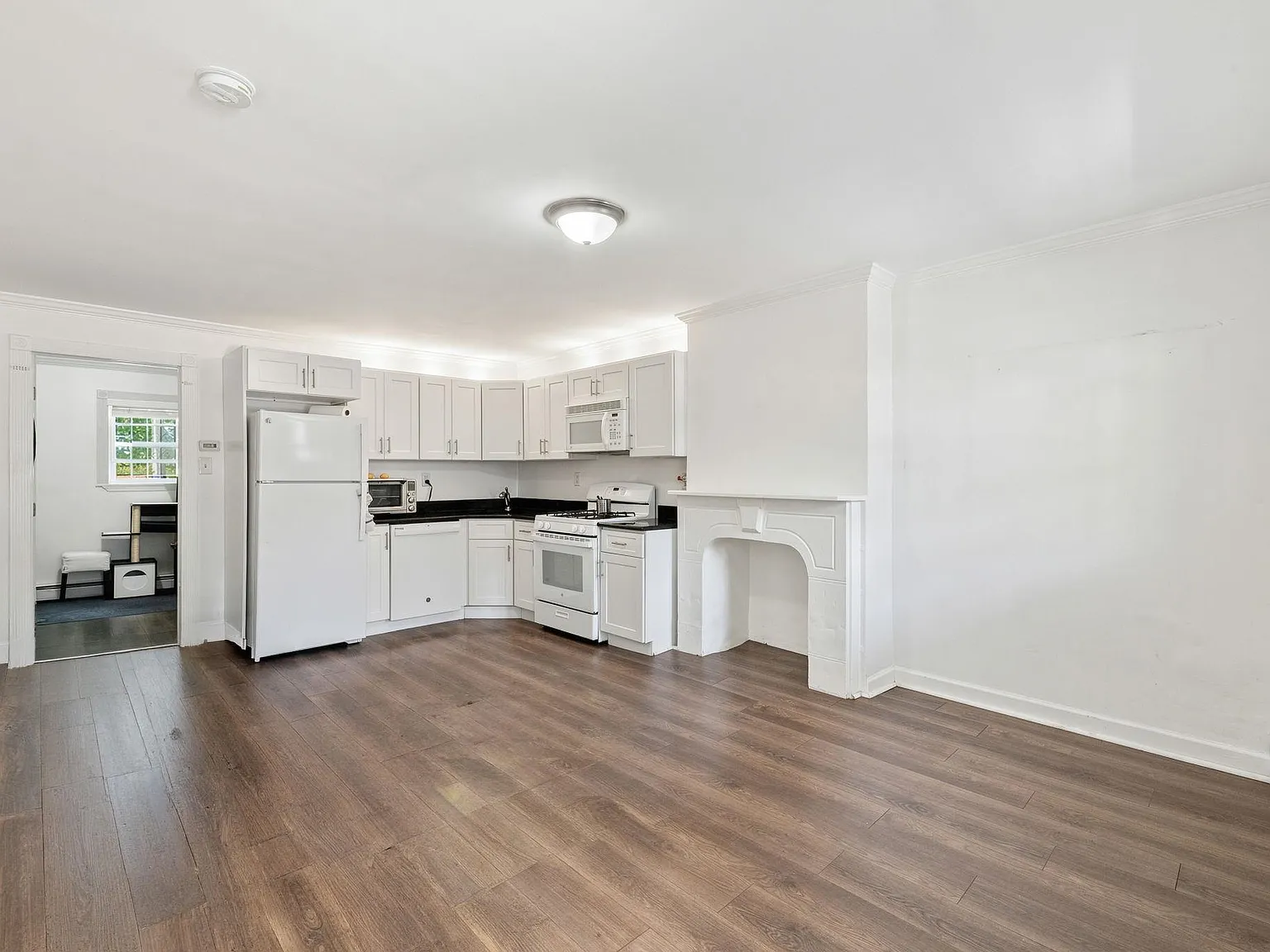 1 bed, 1.0 bath, 600 sqft, $2,150 — Photo 3